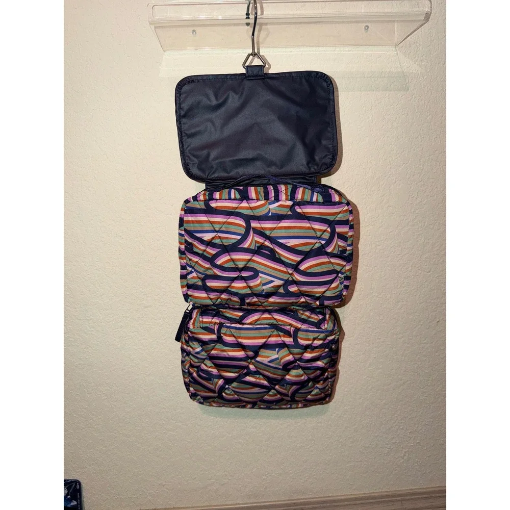 Vera Bradley Hanging Travel Organizer Quilted Multi Color Abstract Stripe Navy
